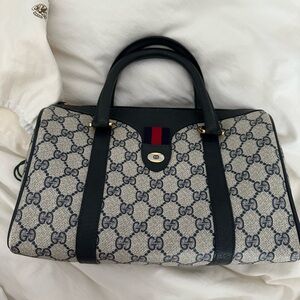 AUTHENTIC vintage gucci purse